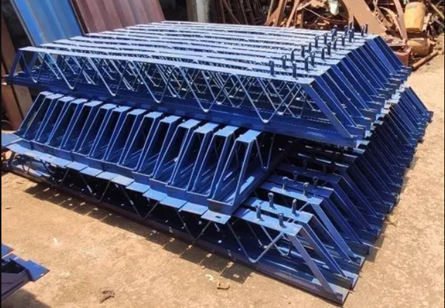 Adjustable Acrow Spans | Telescopic Beam for Slab Formwork | 2.1–4.2 m Range | Heavy‑Duty Steel Sections for Props & Shuttering Support UAE